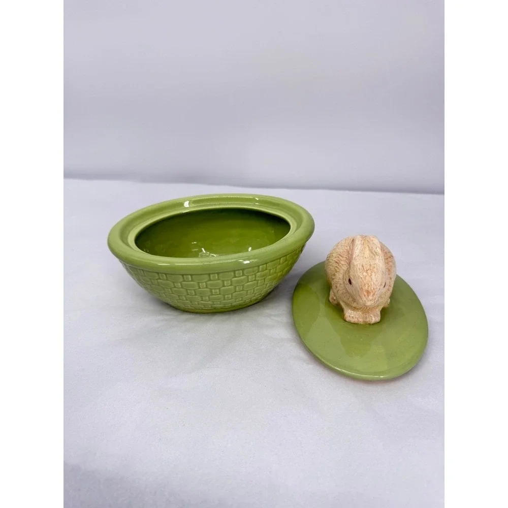 Hallmark Candy Dish Bunny Rabbit Topper Green Basketweave Spring Decor Easter